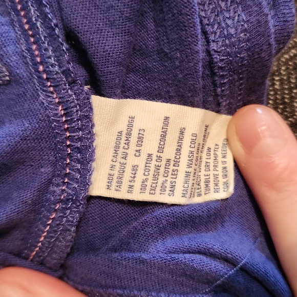 AEO V-Neck Shirt - Picture 4 of 4